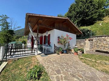 Cascina in zona panoramica e soleggiata