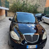 Lancia Y 1.3 Multijet 16V 75 CV modello Argento