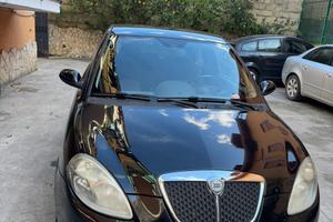 Lancia Y 1.3 Multijet 75 CV modello Argento