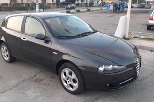 Alfa Romeo 147 1.9 JTD (120) 5 porte Progression