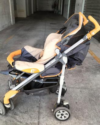 Trio Chicco (passeggino, porta enfant e ovetto)