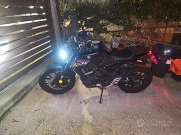 Yamaha mt 125