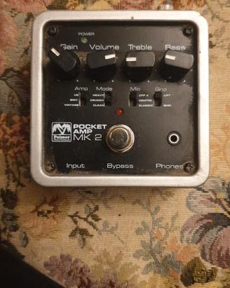 pedale effetti  per chitarra elettrica 