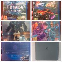 PLAYSTATION 4 con 5 giochi