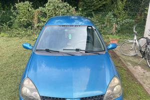 Clio 2002 16v 1.2 benzina