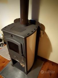 Stufa a legna 1 anno di vita