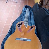 Chitarra classica Ovation