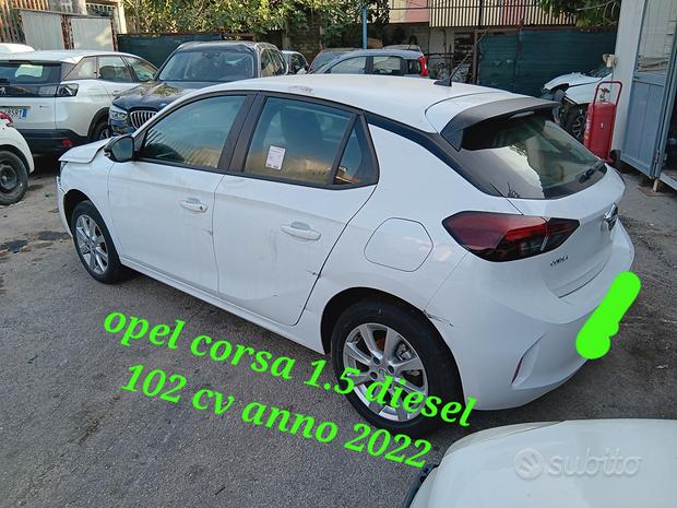 Opel corsa incidentata sinistrata mondialcars 022