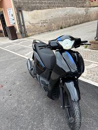 Honda SH 125 Sport.