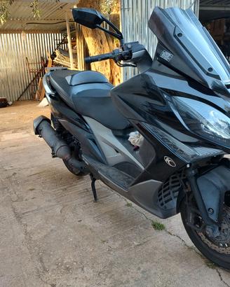 Maxxi Scooter Kymco Xciting 400i