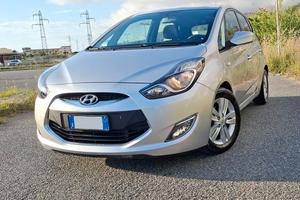 HYUNDAI ix 20