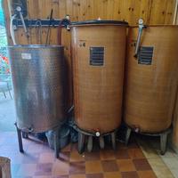 2botti in vetroresina 1 acciaio