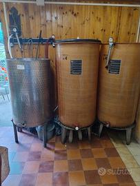 2botti in vetroresina 1 acciaio