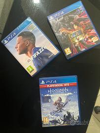 vend videogiochi fifa22 horizon zero dawn e un alt