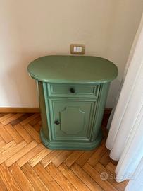 Mobiletto Ovale Verde Salvia / Comodino Vintage