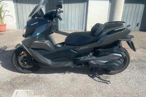 Scooter bmw c 400 gt