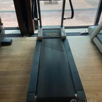 tapis roulant Technogym 