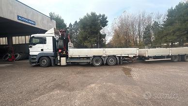 Camion con rimorchio