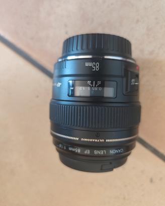 Obiettivo Canon EF 85mm