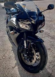 Honda cbr 600 rr
