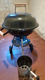 Barbecue a carbonella (pietra lavica)