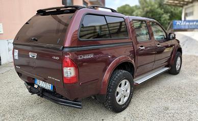 Isuzu D-Max 3.0 TD 4WD LS Aut e Gancio traino