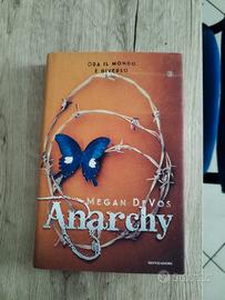 Libro "Anarchy" 