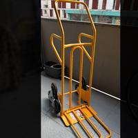 Carrello saliscale con 6 ruote