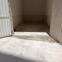 Box auto piccolo n. 2 zona Questura Caltanissetta