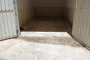 Box auto piccolo n. 2 zona Questura Caltanissetta