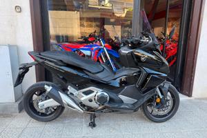 Honda Forza 750 (2021)