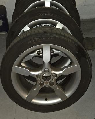 Gomme con cerchi in lega