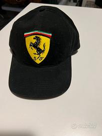Cappellino Ferrari