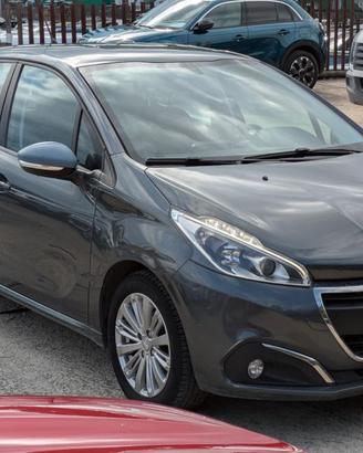 PEUGEOT 208 1.2cc 82cv