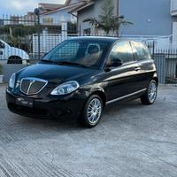 YPSILON 1.2 BENZINA GPL
