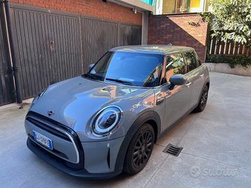 MINI Cooper 1.5 One Classic 5 porte unico propri