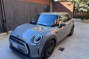 MINI Cooper 1.5 One Classic 5 porte unico propri