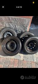 Cerchi piu gomme 175/65 R 14 invernali