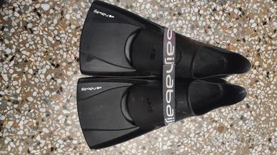 PINNE NUOTO CORTE 500 SILINFIS NERE NABAIJI