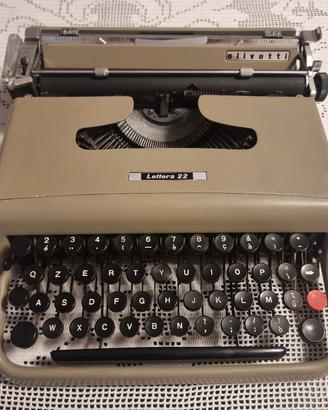 macchina per scrivere 