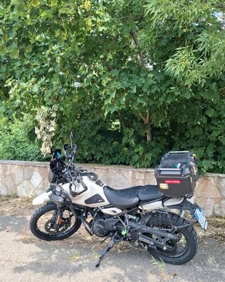 Royal Enfield Himalayan 450 + tanti accessori