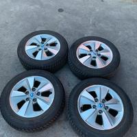 Gomme + cerchi Nissan NV 200 R15 anno 2019