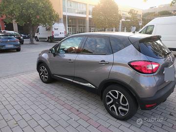 Renault Captur iconic 90 CV diesel