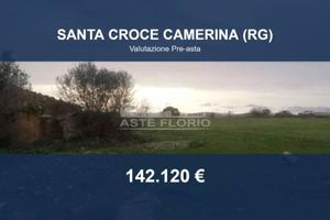 Immobile in asta di 12000 m² a Santa Croce Camerin