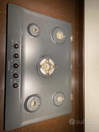 Piano cottura a 5 gas