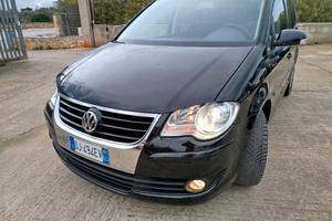 A 3500E.STUPENDO VW TOURAN 1.9TDI 7 POSTI IHIGHILI