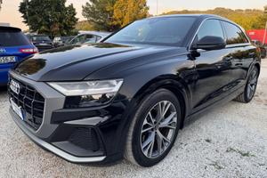 Audi Q8 45 TDI quattro S-Line Sport Tetto