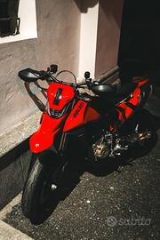 Ducati Hypermotard 698 - 2025