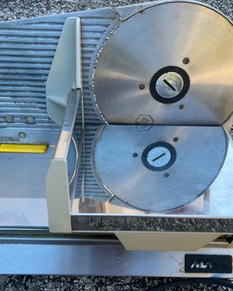 Affettatrice ALA2000 in acciaio inox
