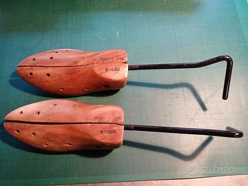 Forme per scarpe in legno